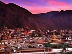 Xiahe town