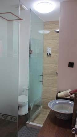 Nirvana bath room